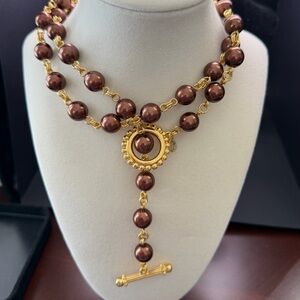 Vintage & Rare 1990’s Joan Rivers Gorgeous Brown Pearls & Gold Toggle Necklace